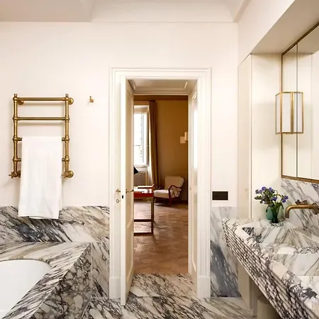 Elegant Seafront In Apartment *